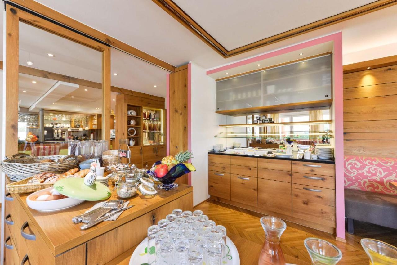 Jauch'S Loewen Hotel-Restaurant Neuershausen Buitenkant foto